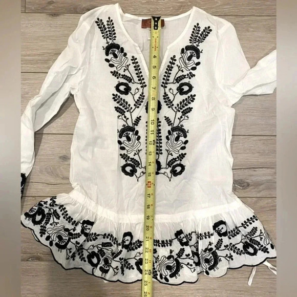 Scully Women’s Boho Western Embroidered Cotton Ruffle‎ Blouse White Black S EUC - Picture 12 of 13